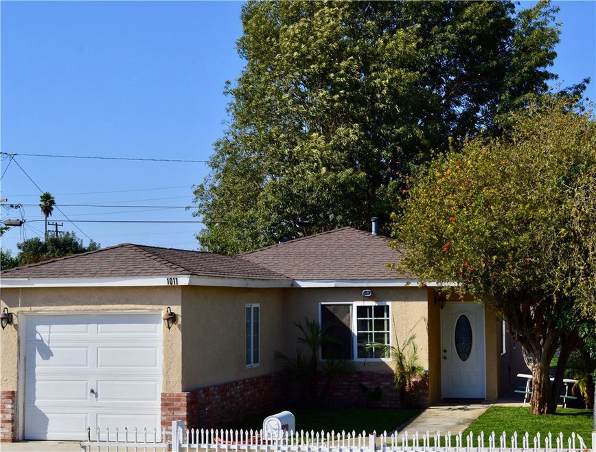 1011 W 152nd St, Compton, CA 90220 - photo 1