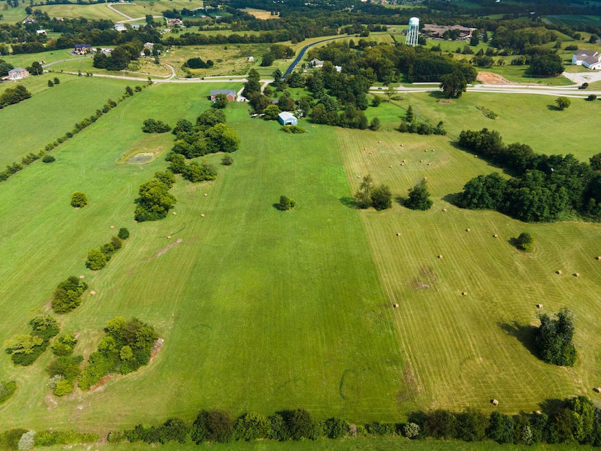 1375 Lexington Rd, Wilmore, KY 40390 - photo 1