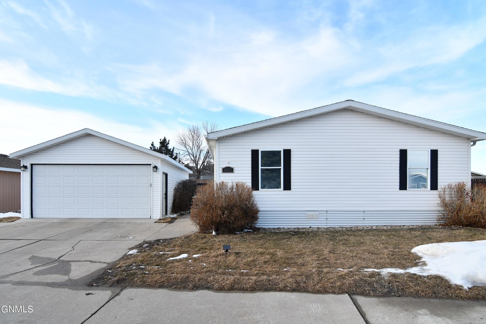 4510 Camden-03
