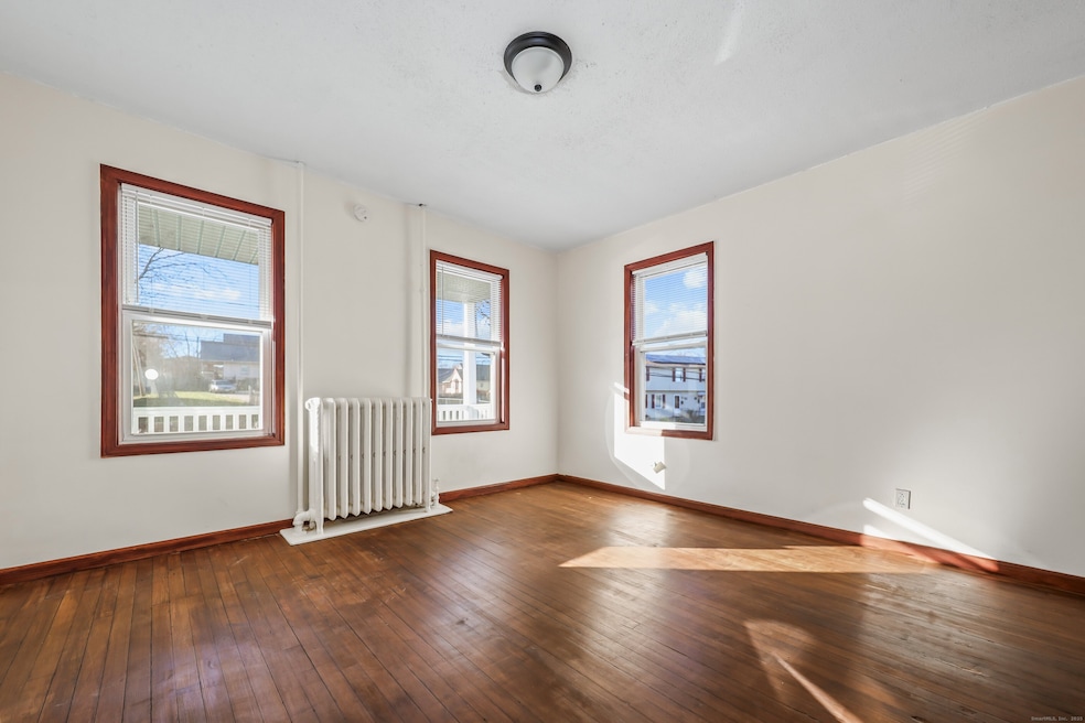 For Rent $1,700/month