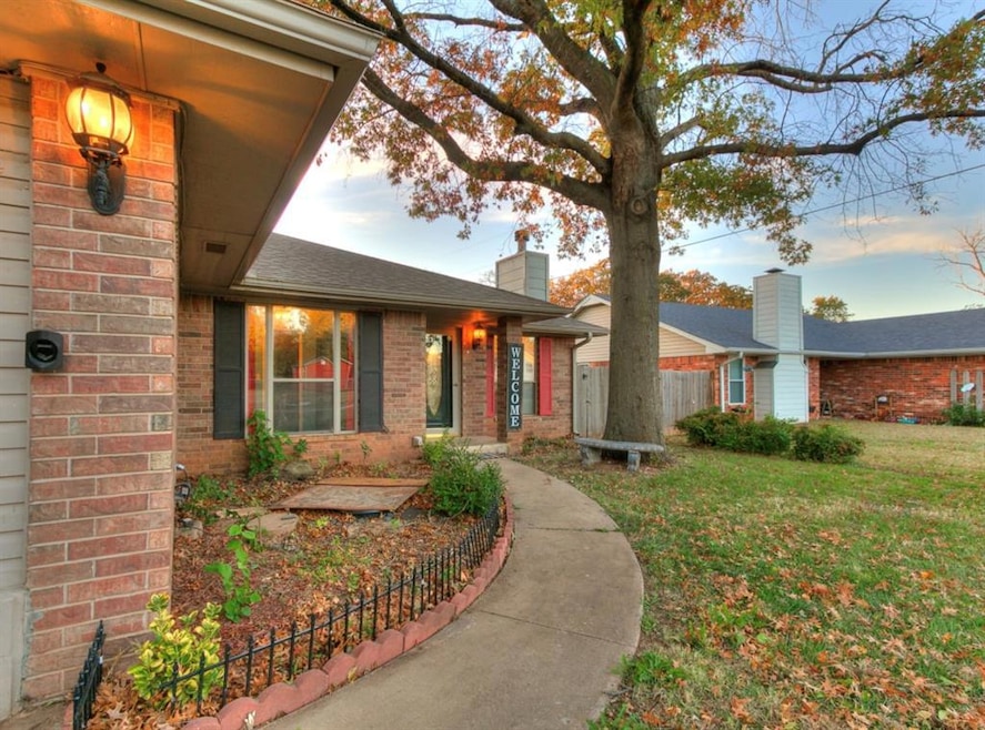 2304 N Tucker Ave, Shawnee, OK 74804 - photo 1