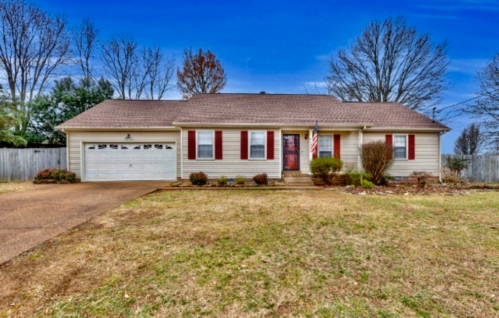 3021 Windsor Dr, Columbia, TN 38401 - photo 1