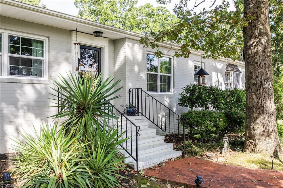 Under Contract $290,000