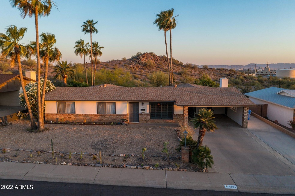 2501 E OCOTILLO RD, Phoenix, AZ 85016