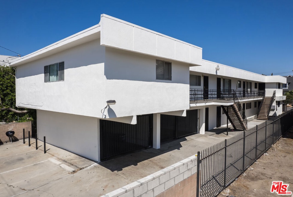 Sold $1,510,000 • Co-Listing Agent