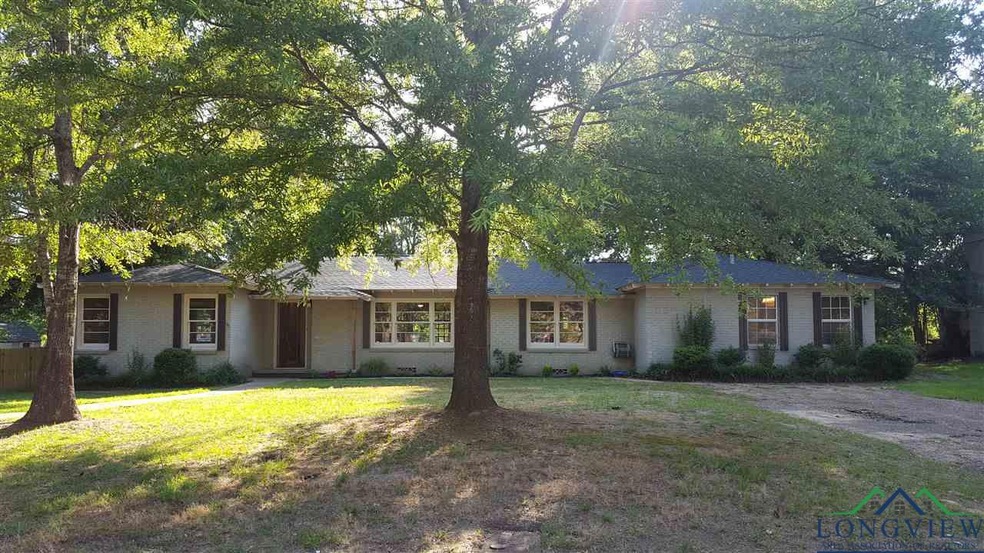 3107 Boettcher Dr, Kilgore, TX 75662 - photo 1