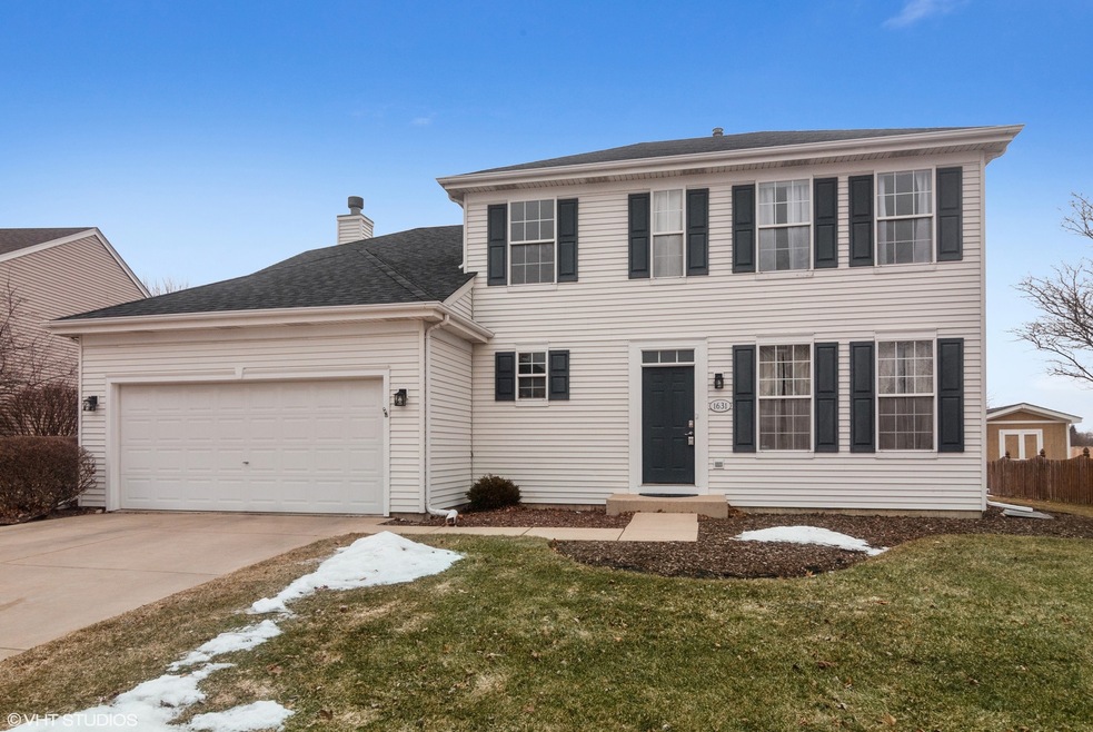 1631 S Hampton Dr, Aurora, IL 60506 - photo 1