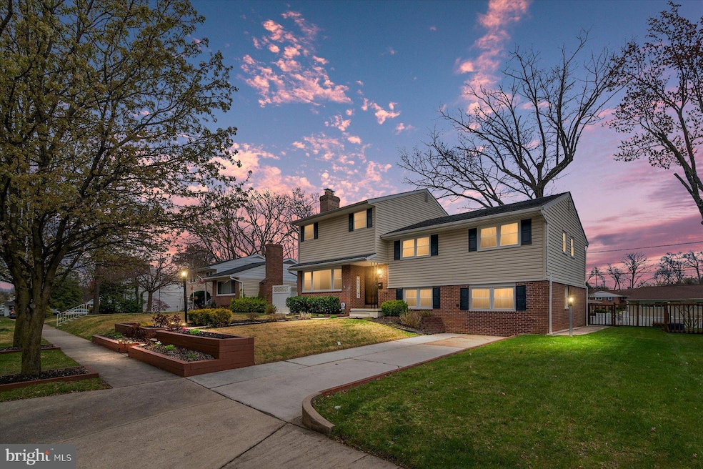 Sold $585,000 • Co-Listing Agent