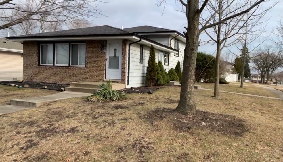 18107 Kostner Ave, Country Club Hills, IL 60478 - photo 1