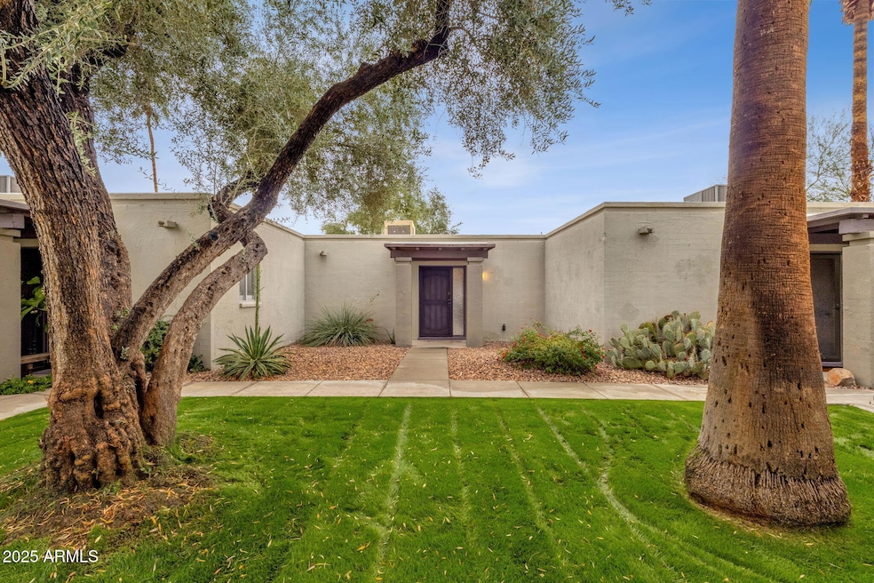 16819 E Gunsight Dr unit A3, Fountain Hills, AZ 85268 - photo 1