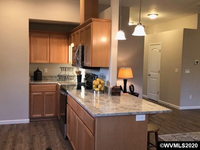 1928 13th Ave SW, Albany, OR 97321 - photo 1