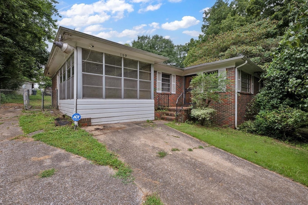 109 26th Ave NW, Center Point, AL 35215 - photo 1