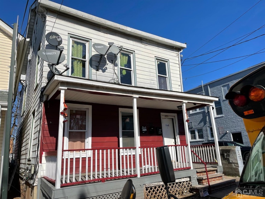 127 Townsend St, New Brunswick, NJ 08901 - photo 1