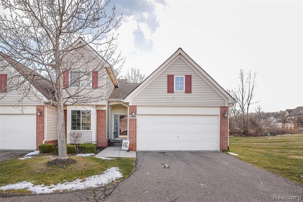 Welcome to 4400 Willow View Ct
