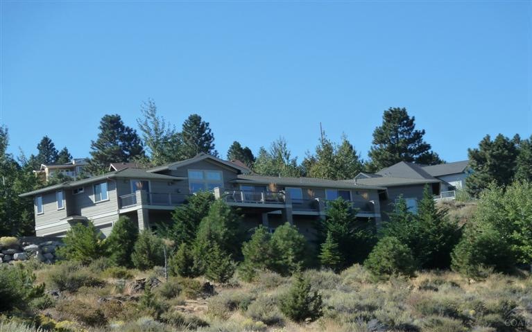 2626 NW Pilot View Ct, Bend, OR 97701 - photo 1