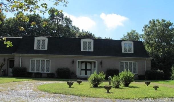 Front of house on circular driveway