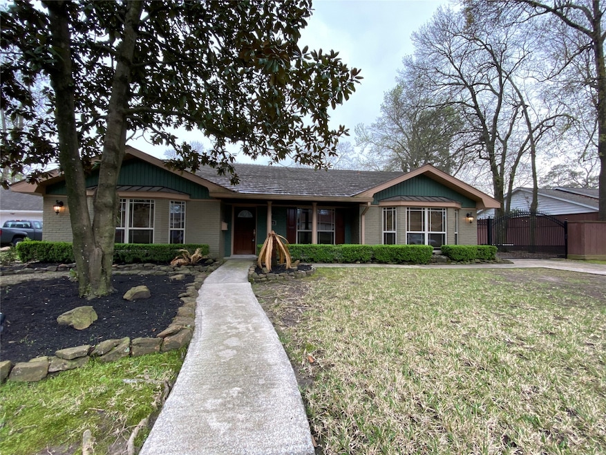 1619 Bethlehem St, Houston, TX 77018 - photo 1