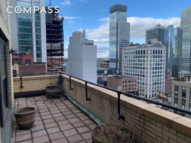 433 W 34th St unit 17A, New York, NY 10001 - photo 1