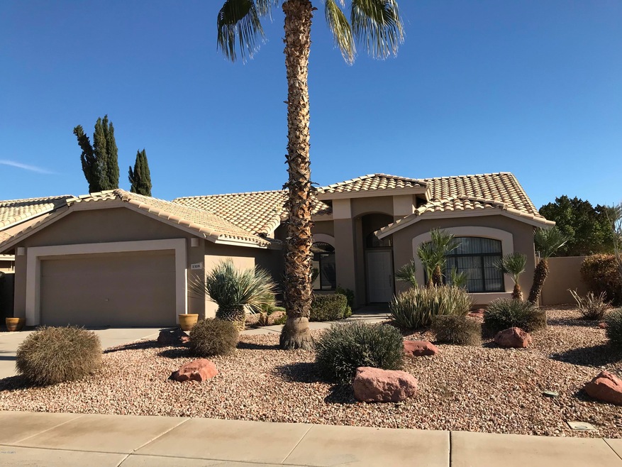 1309 N Laveen Dr, Chandler, AZ 85226 - photo 1