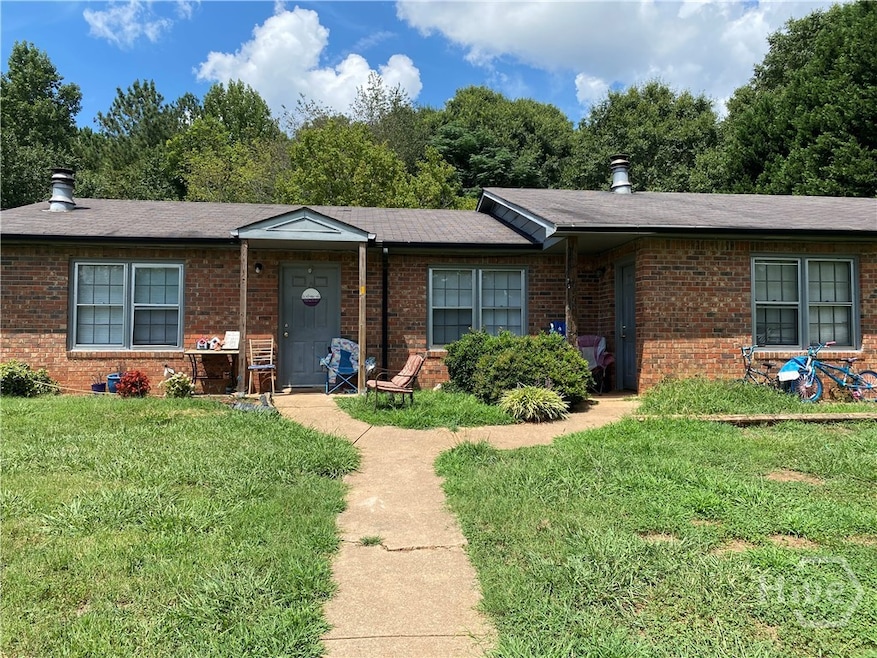 For Rent $1,350/month