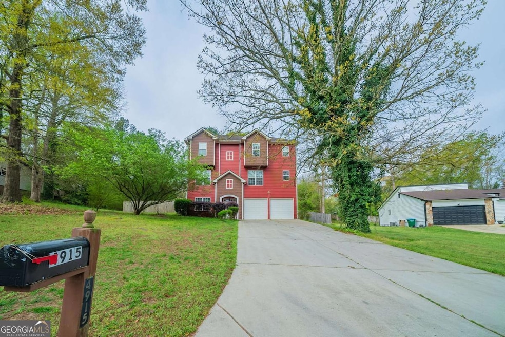 4915 Wycliffe Dr, Stone Mountain, GA 30087 - photo 1