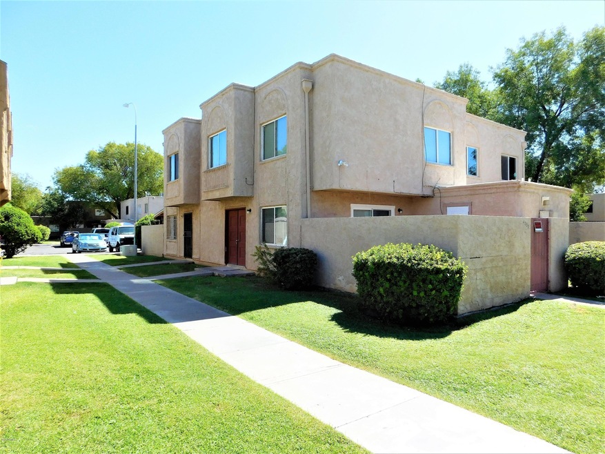 4258 N 68th Ln unit 510, Phoenix, AZ 85033 - photo 1