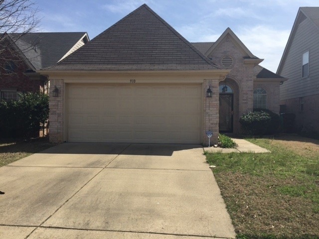 910 Divi Ln, Cordova, TN 38018 - photo 1