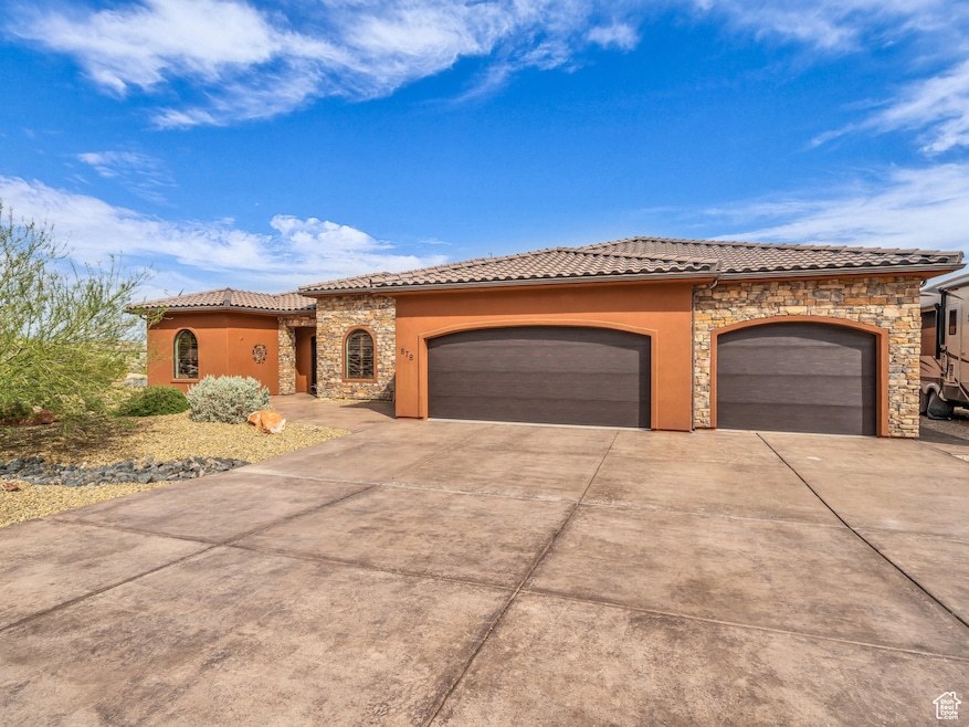 Pending $950,000 • Co-Listing Agent