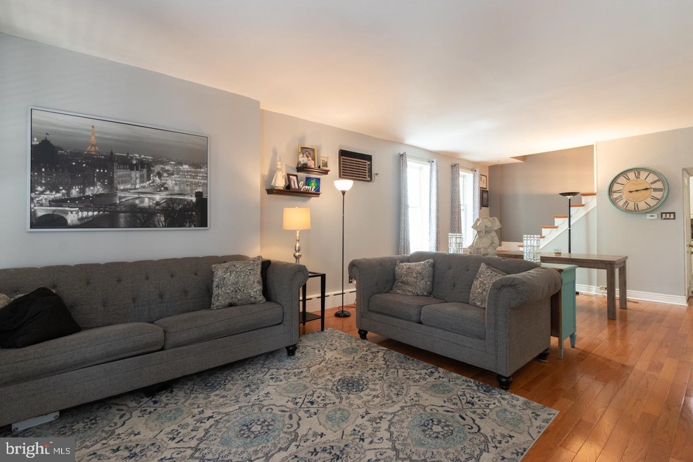 4527 E Thompson St, Philadelphia, PA 19137 - photo 1