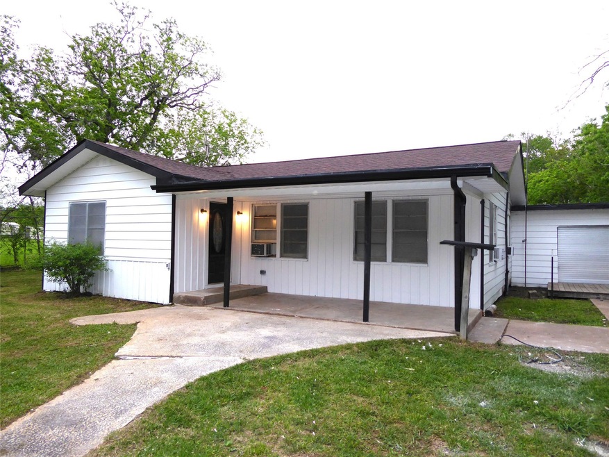 1024 County Road 429, Brazoria, TX 77422 - photo 1