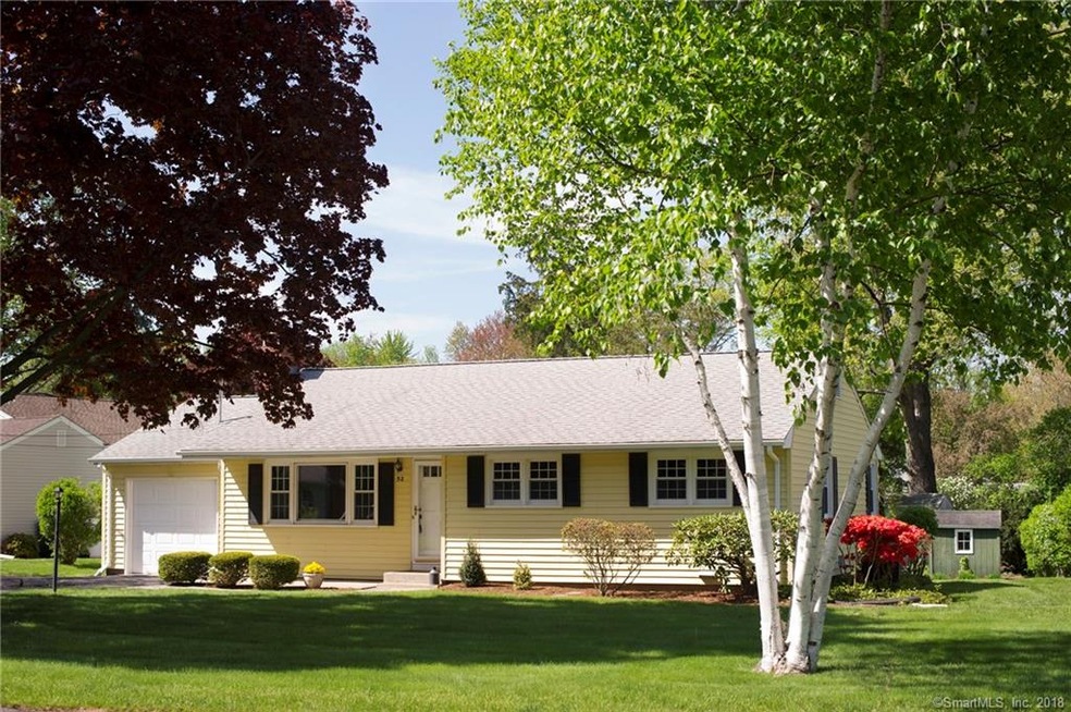 52 Dalewood Rd, Newington, CT 06111 - photo 1