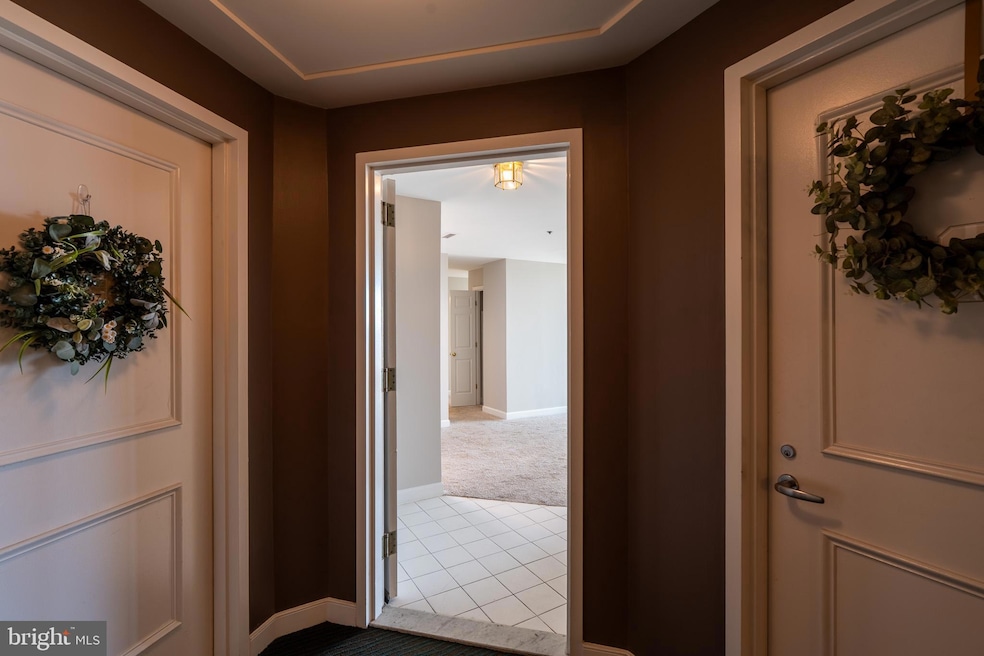 Harborview Towers unit 1208, Baltimore, MD 21230 - photo 1