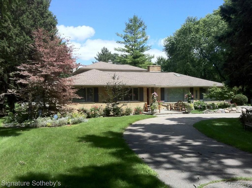 5221 LONGMEADOW ROAD