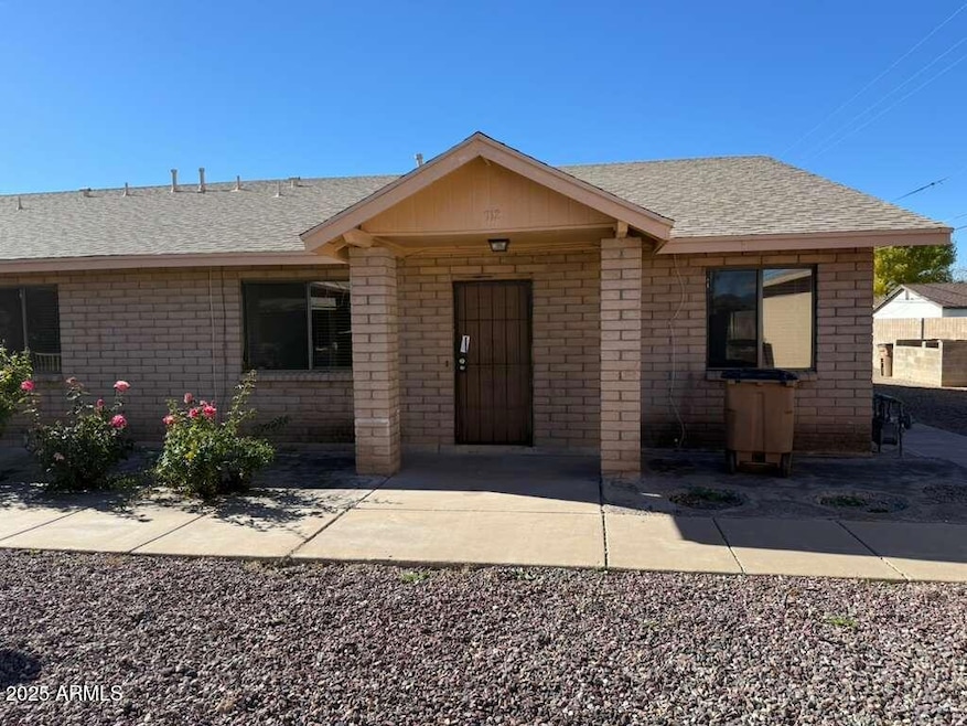 712 E 17th St unit B, Douglas, AZ 85607 - photo 1