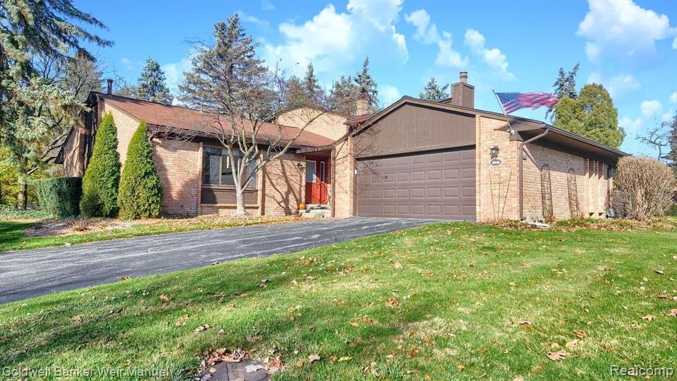 End unit ranch condo