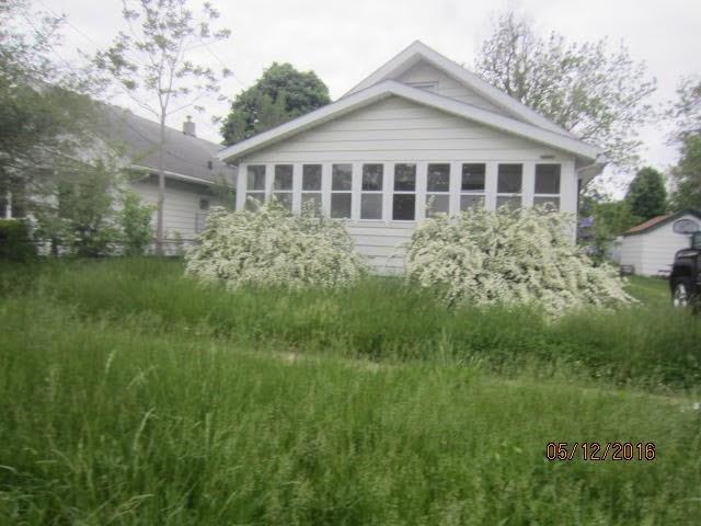 2502 Lyon St, Des Moines, IA 50317 - photo 1