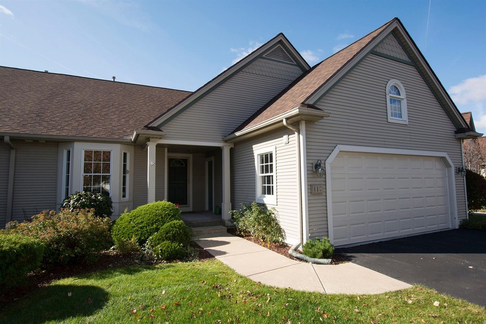 118 Willow Ct unit 18, Chelsea, MI 48118 - photo 1