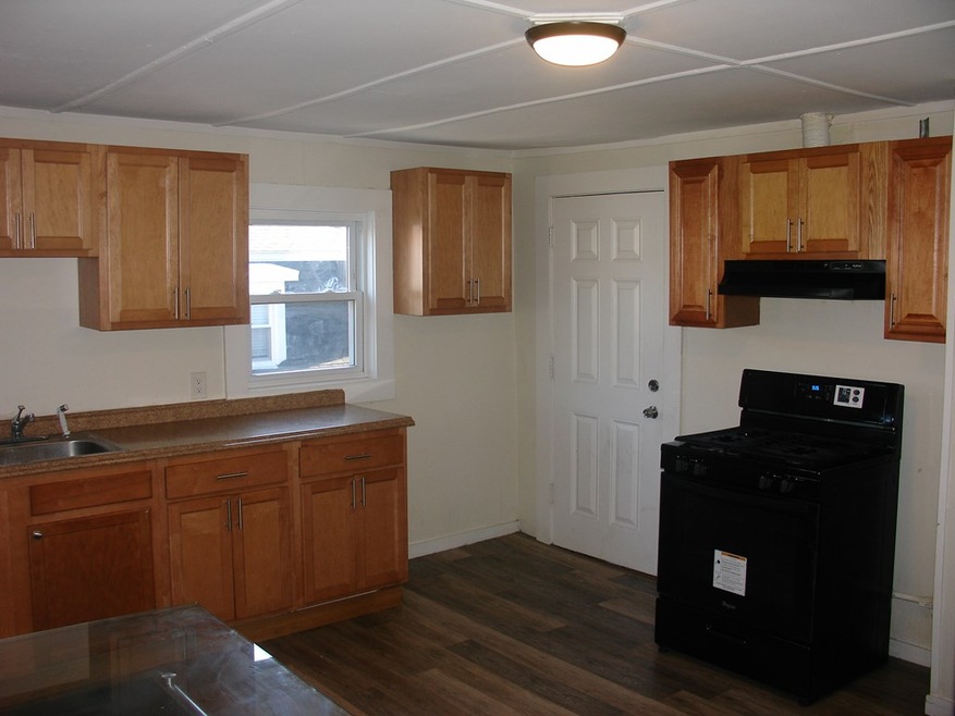 602 Summer St unit 2, Lynn, MA 01905 - photo 1