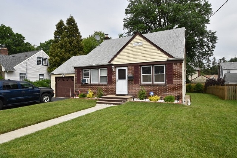 851 Travers St, Union, NJ 07083 - photo 1