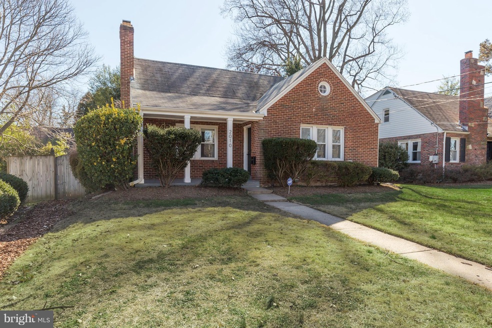 2010 Lansdowne Way, Silver Spring, MD 20910 - photo 1