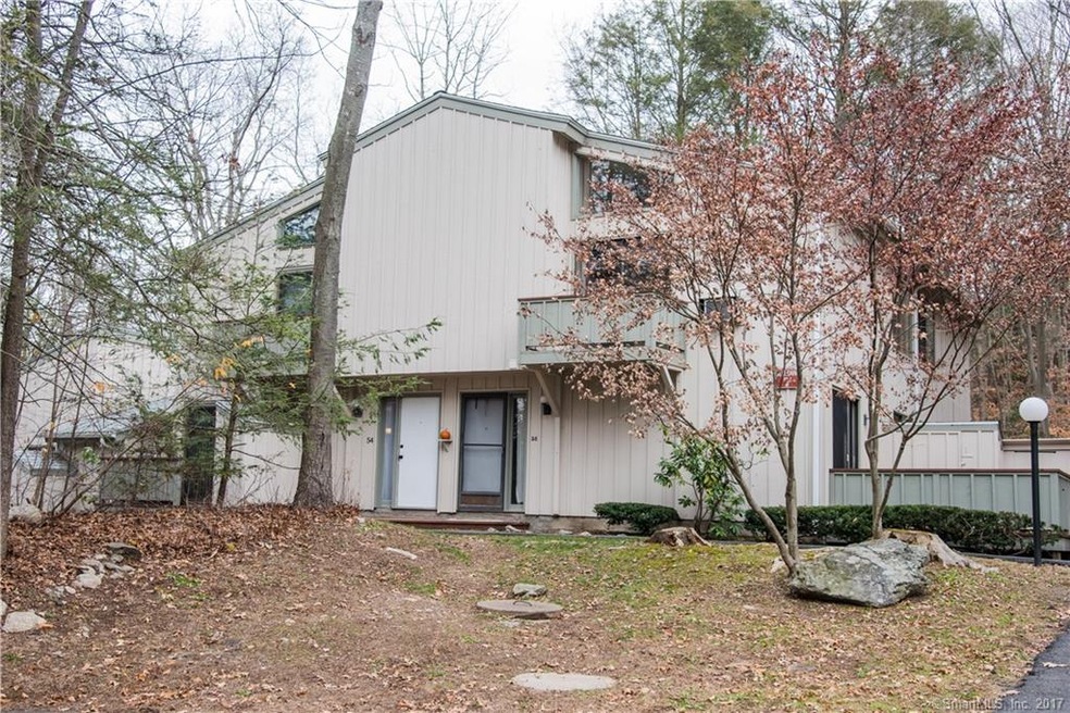 54 Wauwinet Ct unit 54, Guilford, CT 06437 - photo 1