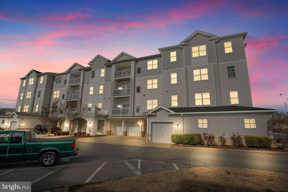 23530 F D R Blvd unit 201, California, MD 20619 - photo 1