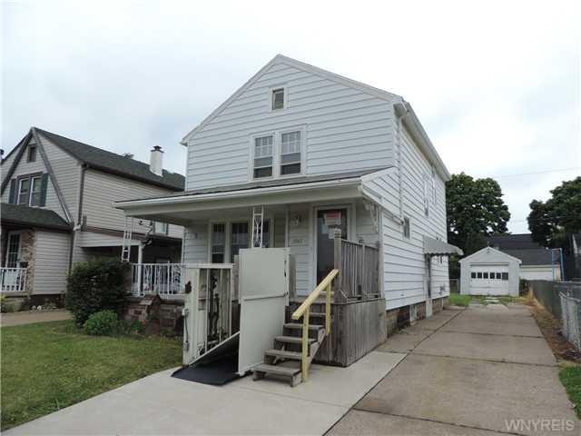Exterior Front. The lot is 40  x 118 .