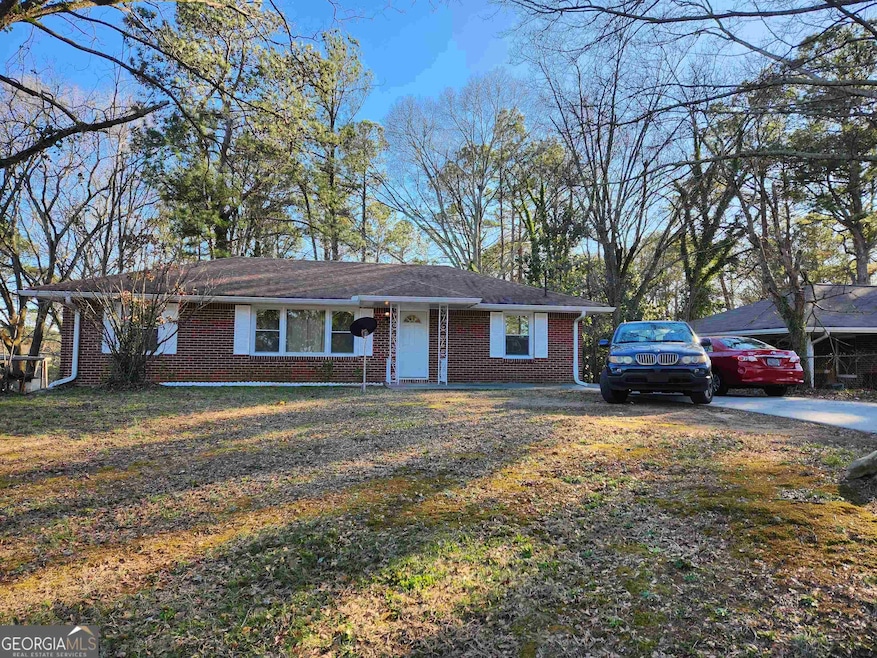 4912 Bartlett Rd, Forest Park, GA 30297 - photo 1