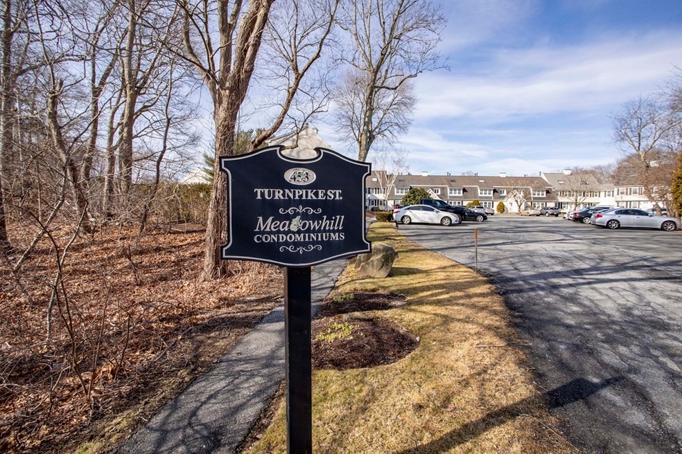 453 Turnpike St unit 23, South Easton, MA 02375 - photo 1