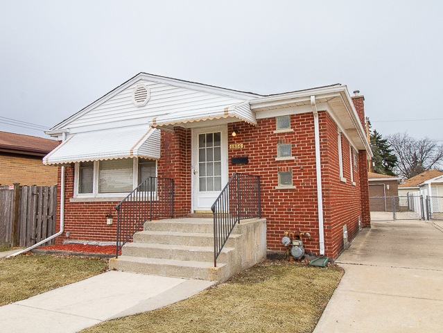 1856 Gardner Rd, Westchester, IL 60154 - photo 1