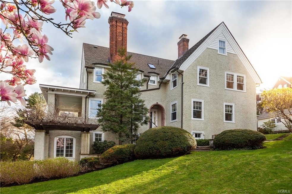 53 Park Ave, Bronxville, NY 10708 - photo 1