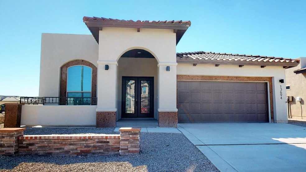 13694 Kathys Ct, El Paso, TX 79928 - photo 1