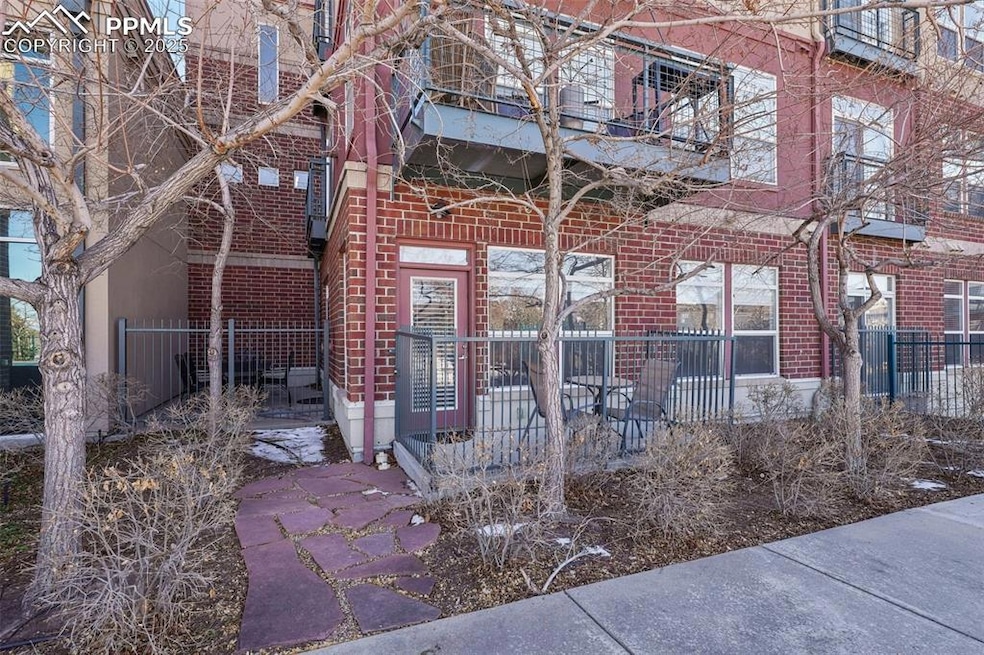 End unit featuring 2 enclosed patios