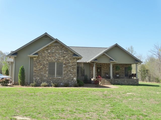 925 Falling Water Rd, Cookeville, TN 38506 - photo 1